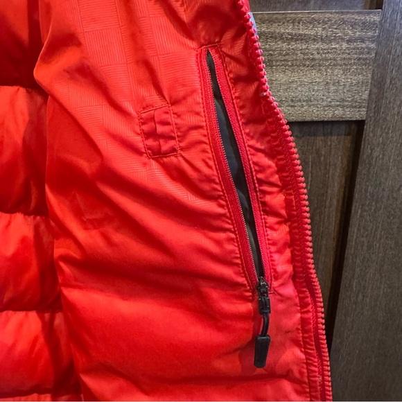 Nike 550 Men's Red and Gray Puffer Vest - Picture 5 of 6